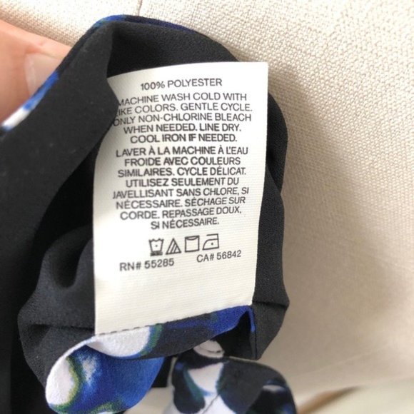 Express Black Blue White Floral Reversible Top, Small - Picture 6 of 7